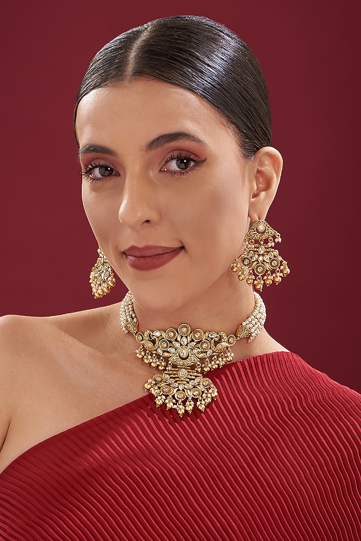 Gold Finish Kundan Polki & Pearl Choker Necklace Set by VASTRAA Jewellery at Pernia's Pop Up Shop