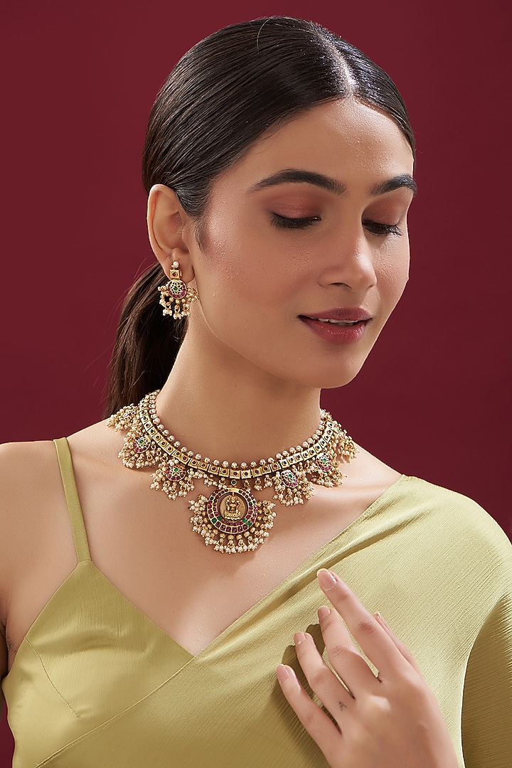 Gold Finish Kundan Polki & Pearl Temple Necklace Set by VASTRAA Jewellery at Pernia's Pop Up Shop