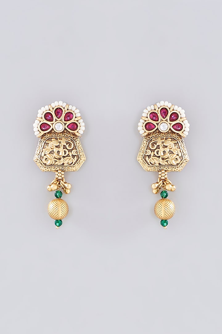 Gold Finish Kundan Polki & Pearl Temple Choker Necklace Set by VASTRAA Jewellery at Pernia's Pop Up Shop
