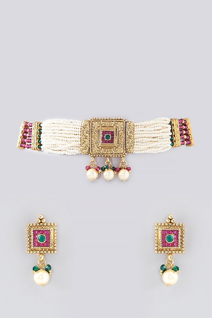 Gold Finish Kundan Polki & Pearl Temple Choker Necklace Set by VASTRAA Jewellery at Pernia's Pop Up Shop