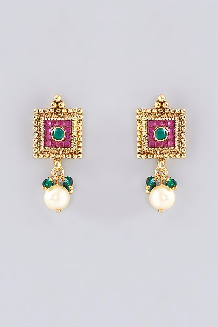 Gold Finish Kundan Polki & Pearl Temple Choker Necklace Set by VASTRAA Jewellery at Pernia's Pop Up Shop