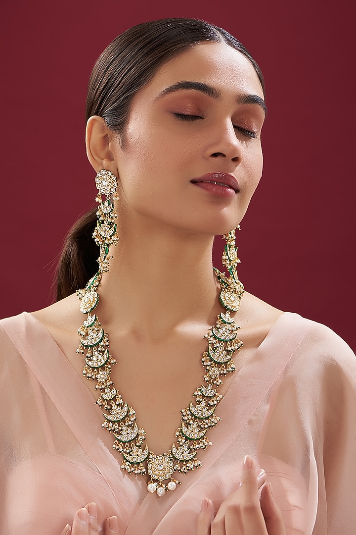 Gold Finish Kundan Polki & Green Beaded Long Necklace Set by VASTRAA Jewellery at Pernia's Pop Up Shop