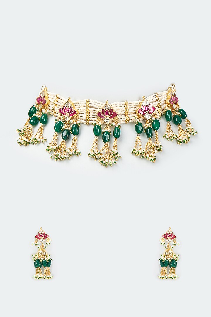 Gold Finish Kundan Polki & Green Beaded Choker Necklace Set by VASTRAA Jewellery at Pernia's Pop Up Shop