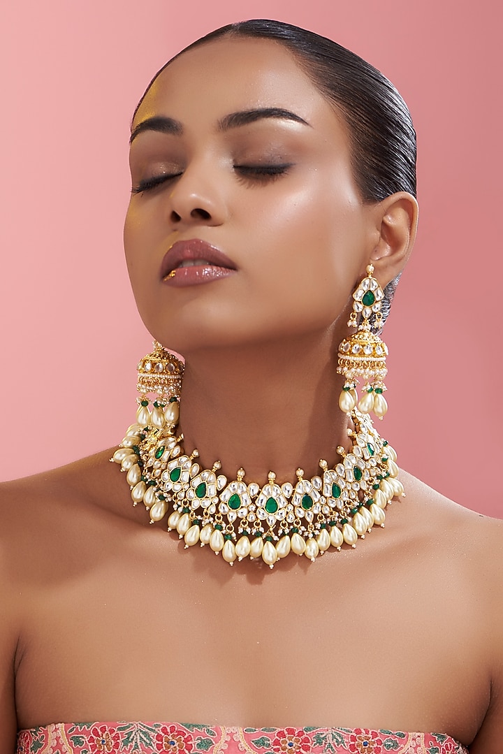 Gold Finish Kundan Polki & Pearl Necklace Set by VASTRAA Jewellery at Pernia's Pop Up Shop