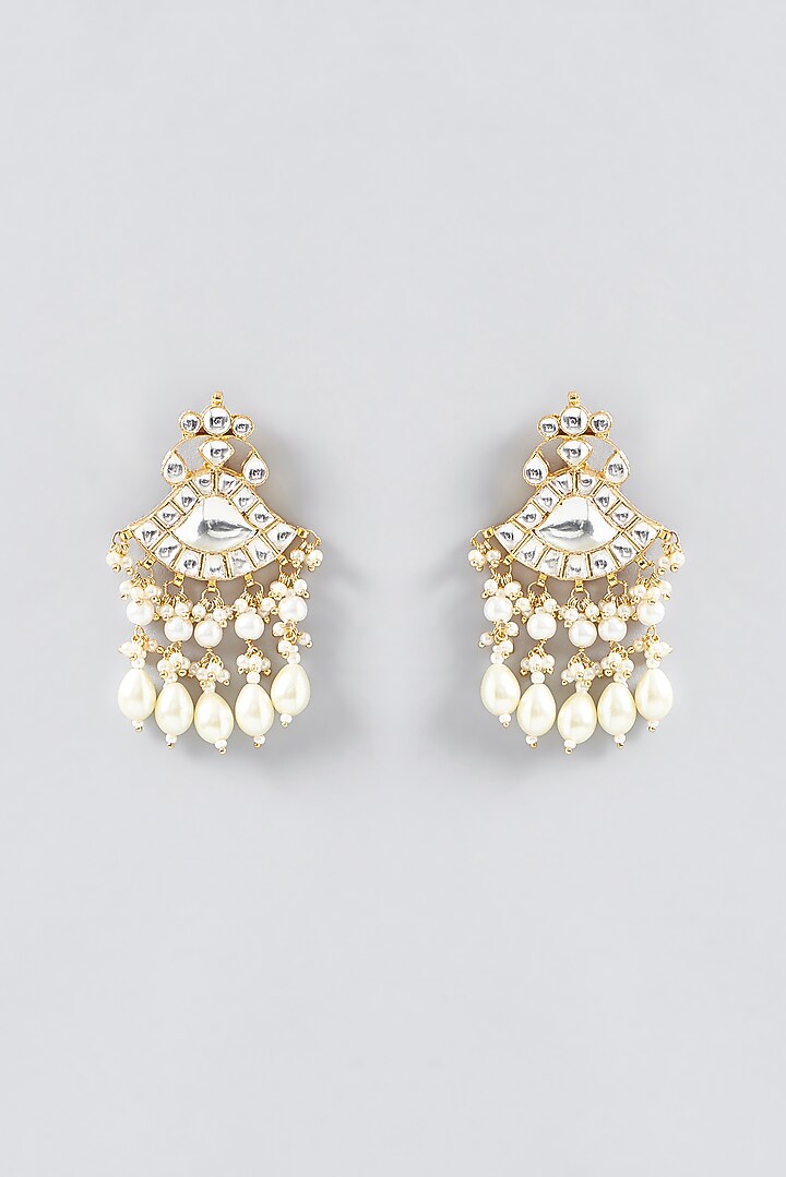 Gold Finish Kundan Polki & Pearl Necklace Set by VASTRAA Jewellery at Pernia's Pop Up Shop