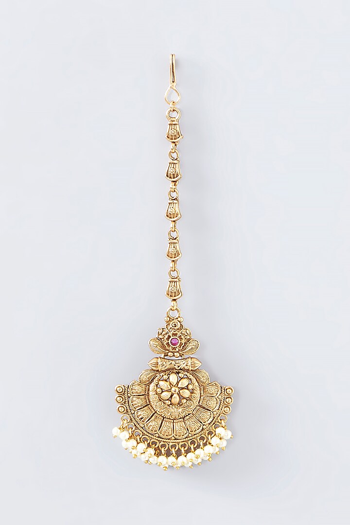 Gold Finish Pearl Temple Maangtikka by VASTRAA Jewellery at Pernia's Pop Up Shop