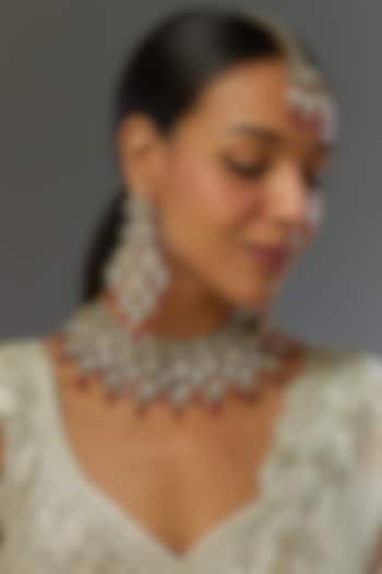 Gold Finish Kundan Polki & Red Stone Necklace Set by VASTRAA Jewellery