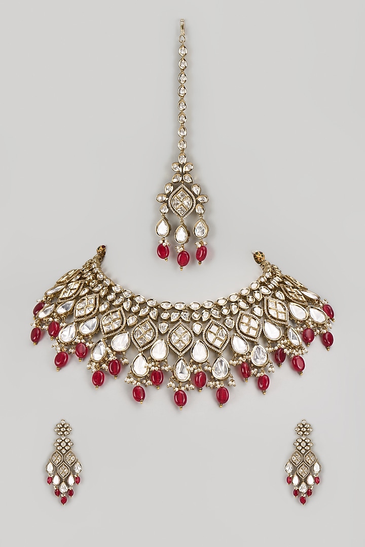 Gold Finish Kundan Polki & Red Stone Necklace Set by VASTRAA Jewellery at Pernia's Pop Up Shop