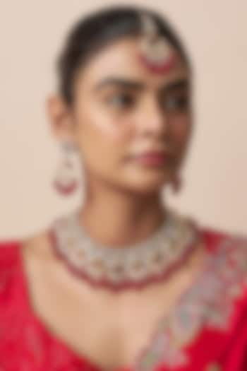 Gold Finish Kundan Polki & Red Stone Necklace Set by VASTRAA Jewellery at Pernia's Pop Up Shop