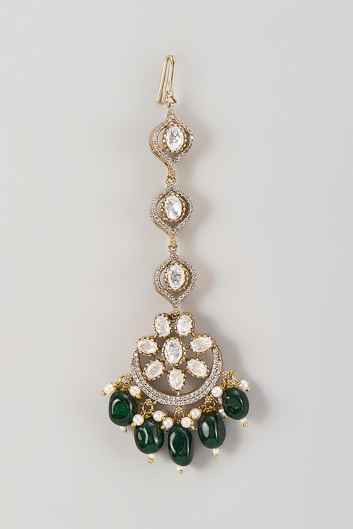Gold Finish Kundan Polki & Emerald Stone Maangtikka by VASTRAA Jewellery at Pernia's Pop Up Shop