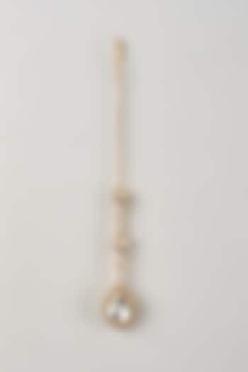 White Finish Kundan Polki Maangtikka by VASTRAA Jewellery at Pernia's Pop Up Shop