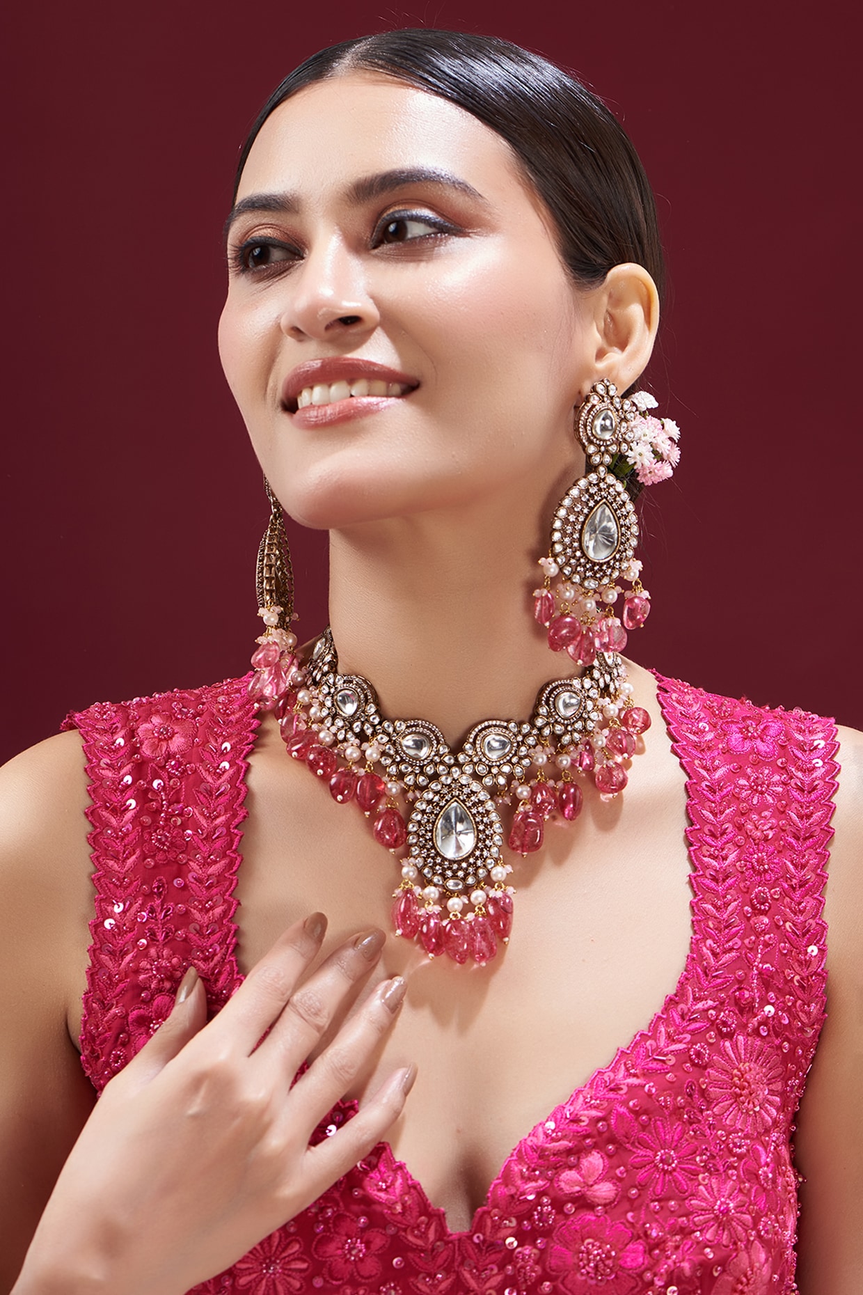 VASTRAA Jewellery Gold Finish Kundan Polki & Red Stone Choker Necklace