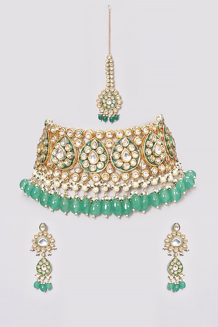 Gold Finish Kundan Polki & Green Beaded Necklace Set by VASTRAA Jewellery at Pernia's Pop Up Shop