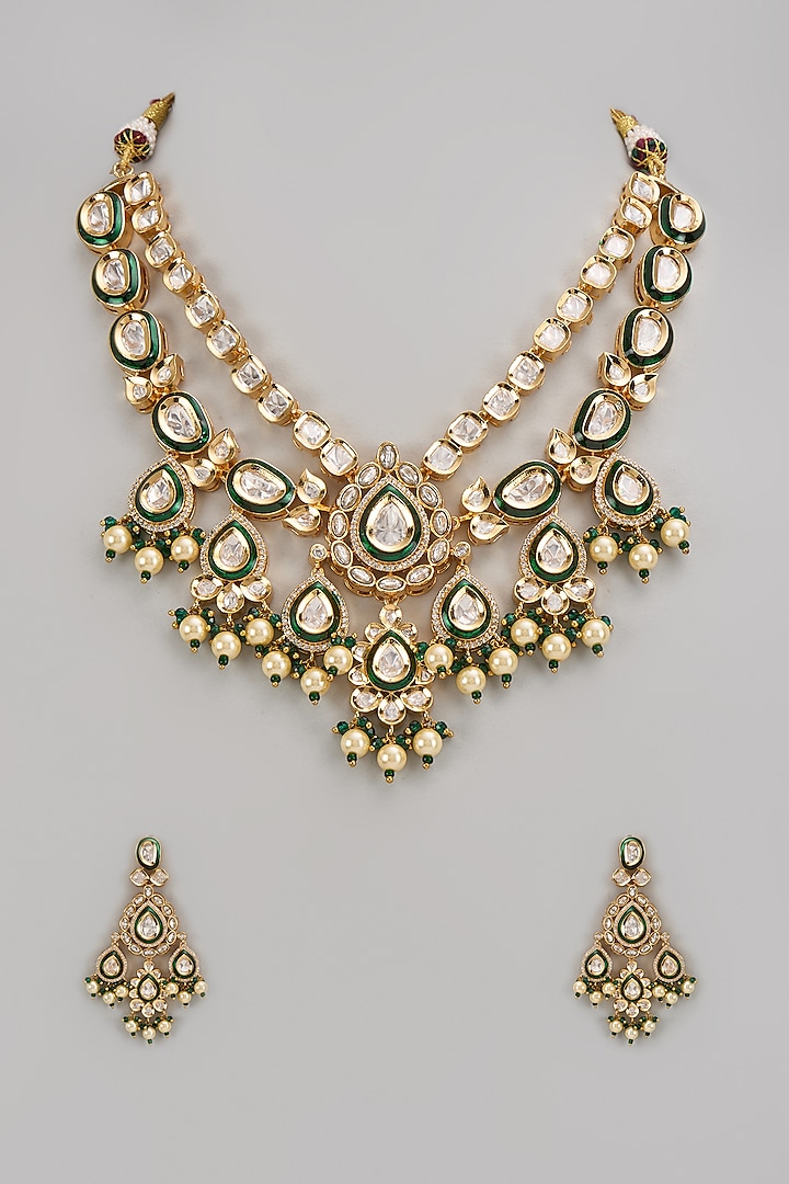 Gold Finish Kundan Polki & Emerald Green Stone Necklace Set by VASTRAA Jewellery at Pernia's Pop Up Shop