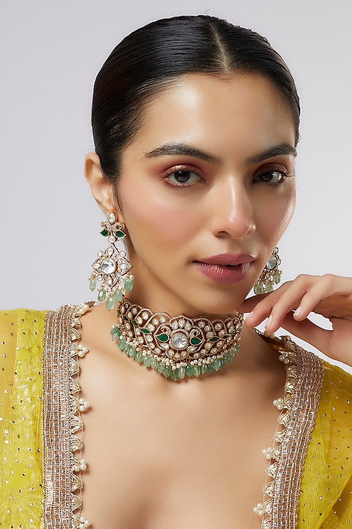 Gold Finish Kundan Polki & Green Stone Choker Necklace Set by VASTRAA Jewellery at Pernia's Pop Up Shop
