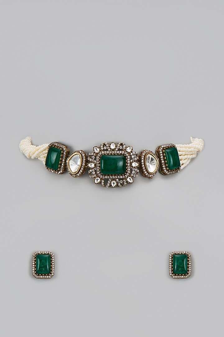 Gold Finish Kundan Polki & Green Stone Choker Necklace Set by VASTRAA Jewellery at Pernia's Pop Up Shop