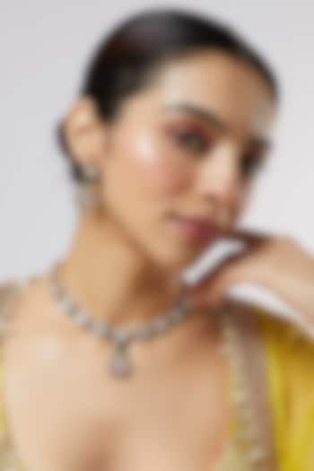 Gold Finish Kundan Polki & Green Stone Necklace Set by VASTRAA Jewellery at Pernia's Pop Up Shop