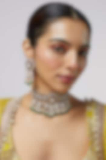 Gold Finish Kundan Polki & Green Stone Choker Necklace Set by VASTRAA Jewellery at Pernia's Pop Up Shop