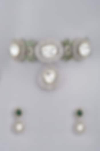 Two Tone Finish Kundan Polki & Green Stone Choker Necklace Set by VASTRAA Jewellery at Pernia's Pop Up Shop