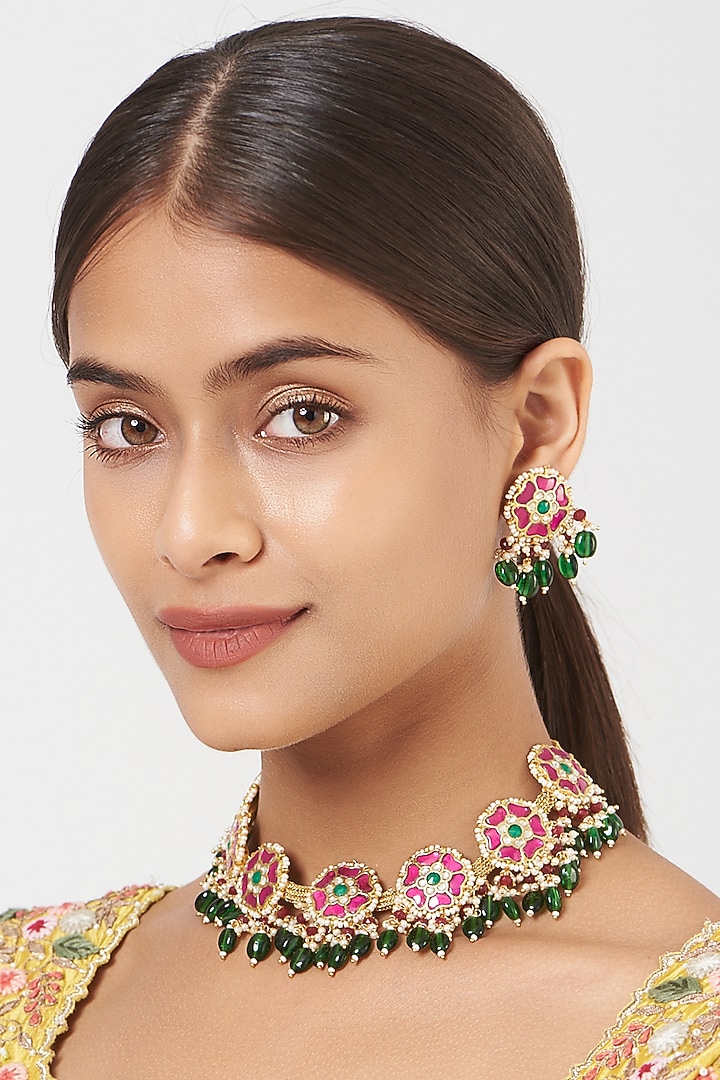Gold Finish Pachi Kundan Polki Choker Necklace Set by VASTRAA Jewellery at Pernia's Pop Up Shop