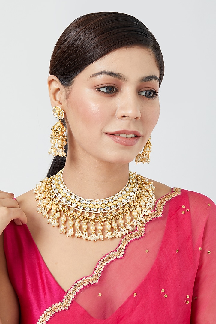 Gold Finish Zircons & Pachi Kundan Polki Choker Necklace Set by VASTRAA Jewellery at Pernia's Pop Up Shop