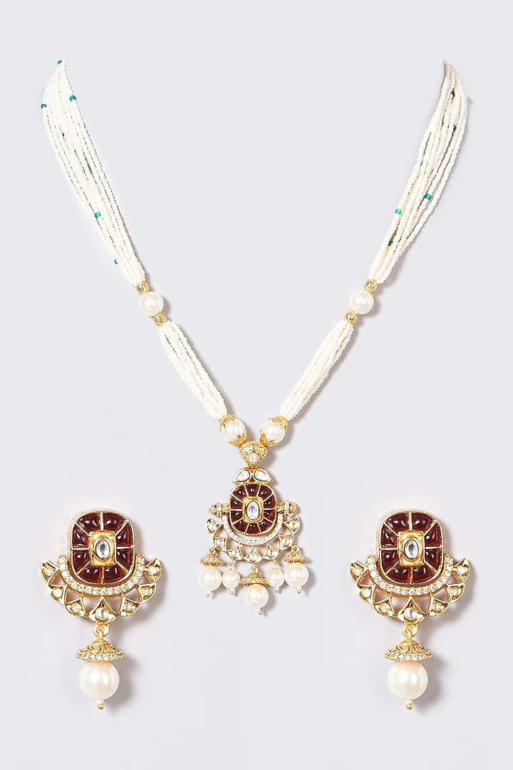 Gold Finish Kundan Polki & Pearl Necklace Set by VASTRAA Jewellery at Pernia's Pop Up Shop