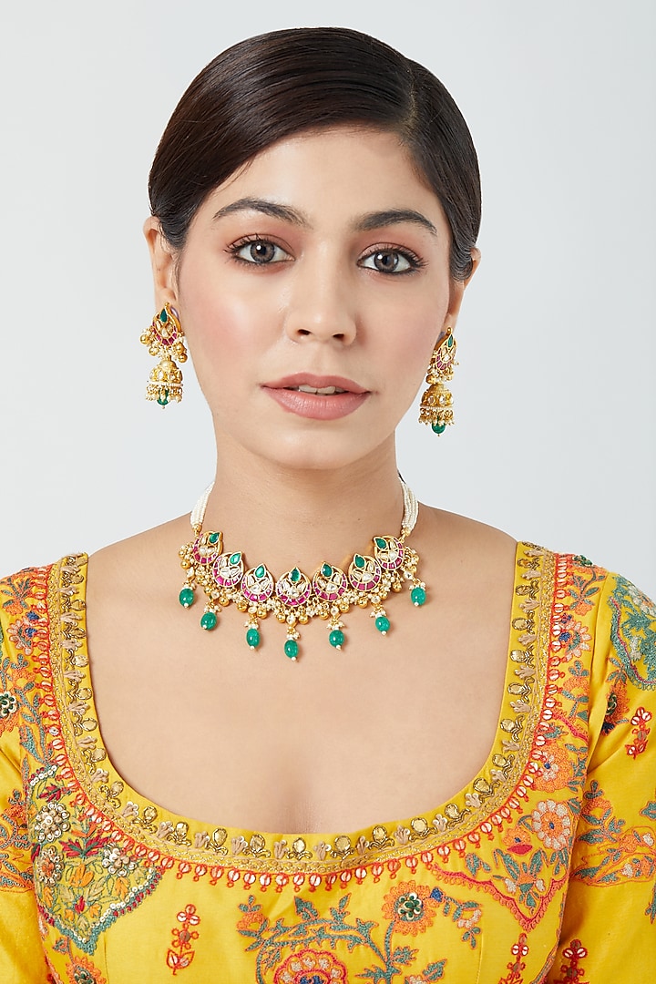 Gold Finish Pachi Kundan Polki & Pearl Choker Necklace Set by VASTRAA Jewellery at Pernia's Pop Up Shop