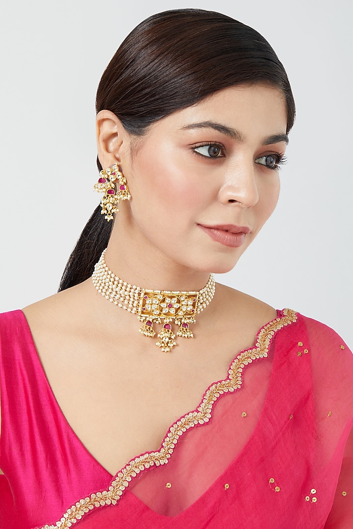 Gold Finish Pachi Kundan Polki Choker Necklace Set by VASTRAA Jewellery at Pernia's Pop Up Shop