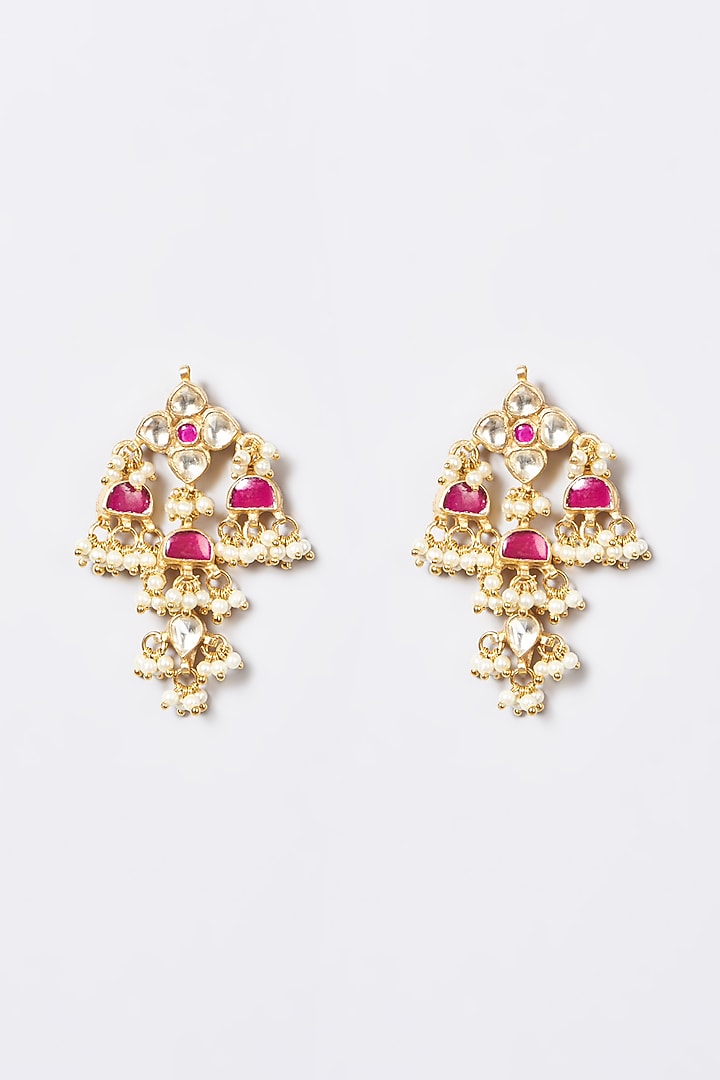 Gold Finish Pachi Kundan Polki Choker Necklace Set by VASTRAA Jewellery at Pernia's Pop Up Shop