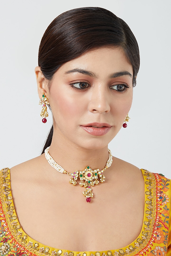 Gold Finish Pachi Kundan Polki & Pearl Choker Necklace Set by VASTRAA Jewellery at Pernia's Pop Up Shop