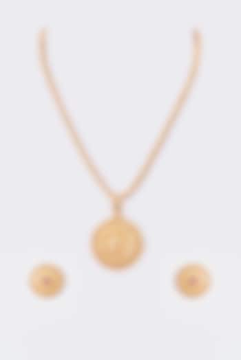 Gold Finish Kundan Polki Temple Pendant Necklace Set by VASTRAA Jewellery at Pernia's Pop Up Shop