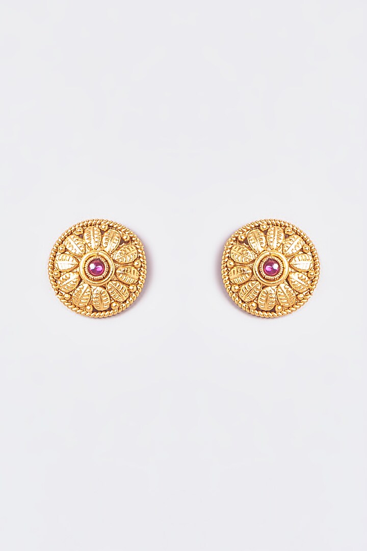 Gold Finish Kundan Polki Temple Pendant Necklace Set by VASTRAA Jewellery at Pernia's Pop Up Shop