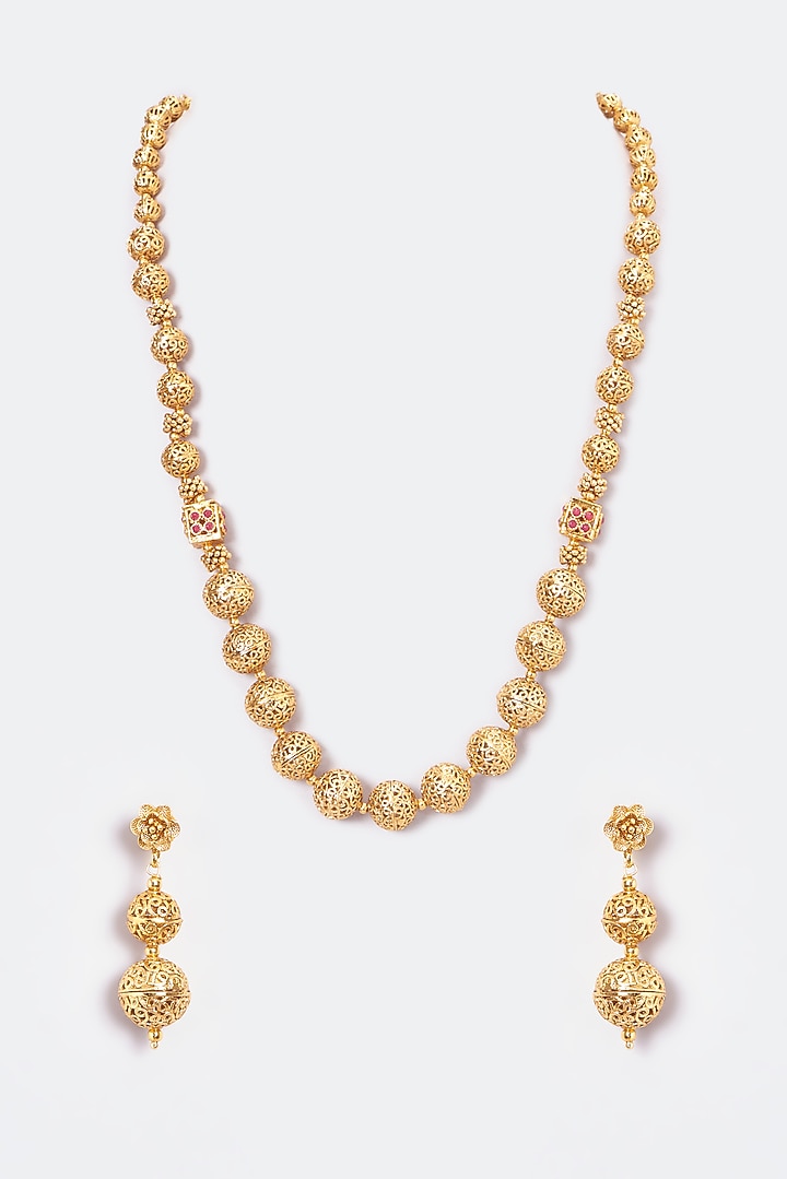 Gold Finish Kundan Polki Temple Mala Set by VASTRAA Jewellery at Pernia's Pop Up Shop
