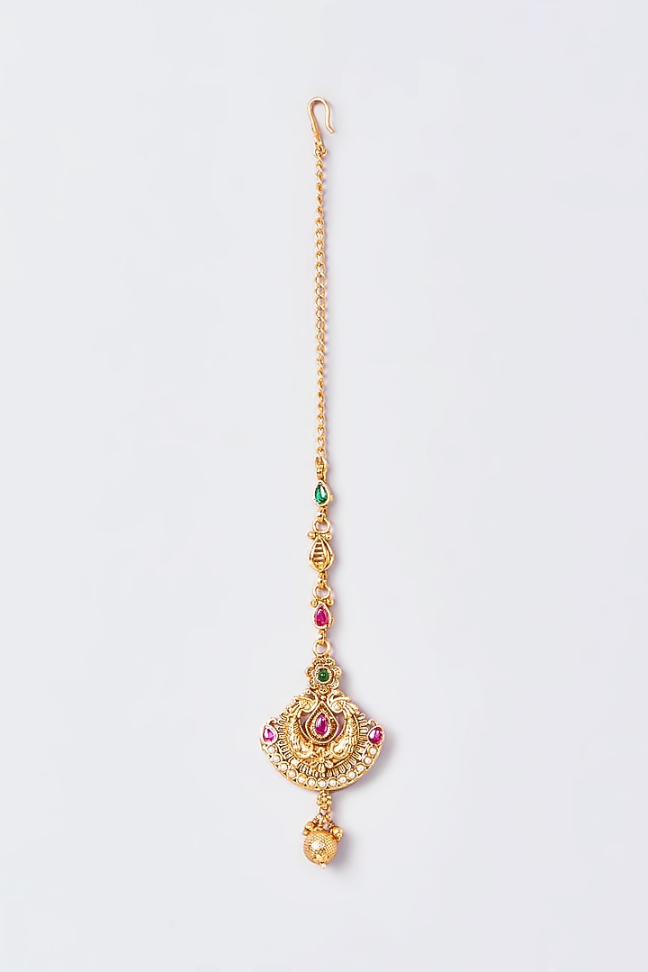 Gold Finish Kundan Polki Temple Maang Tikka by VASTRAA Jewellery at Pernia's Pop Up Shop