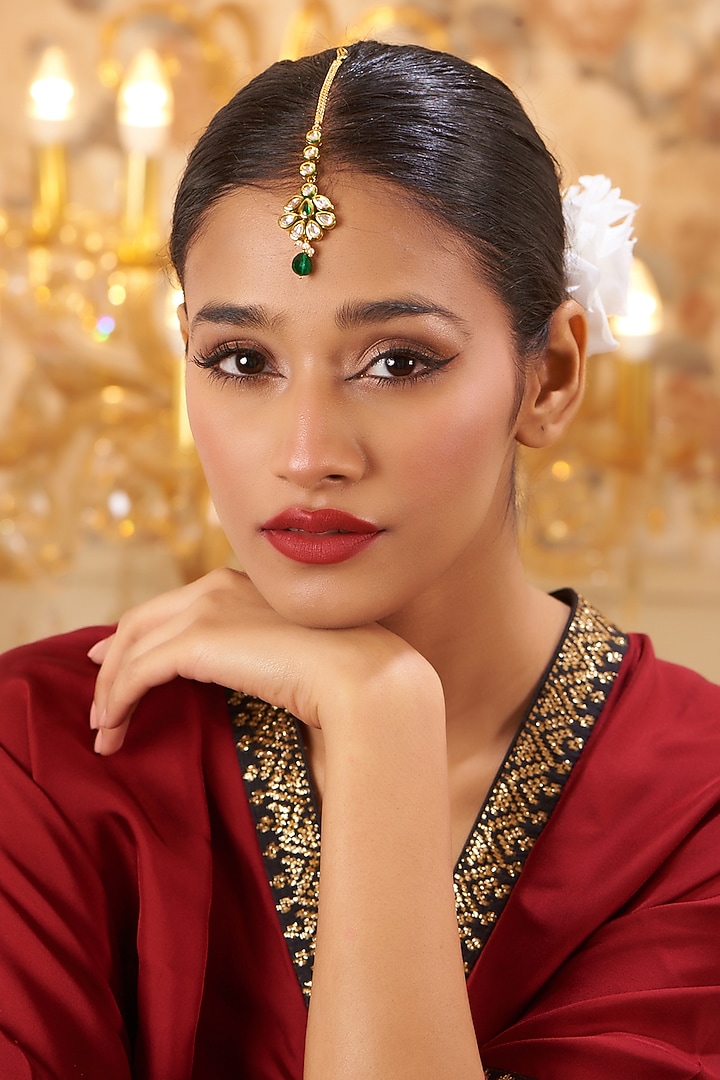 Gold Finish Kundan Polki & Green Beaded Maangtikka by VASTRAA Jewellery at Pernia's Pop Up Shop