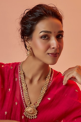 Gold Finish Kundan Polki Long Temple Necklace Set With Red Stones by VASTRAA Jewellery