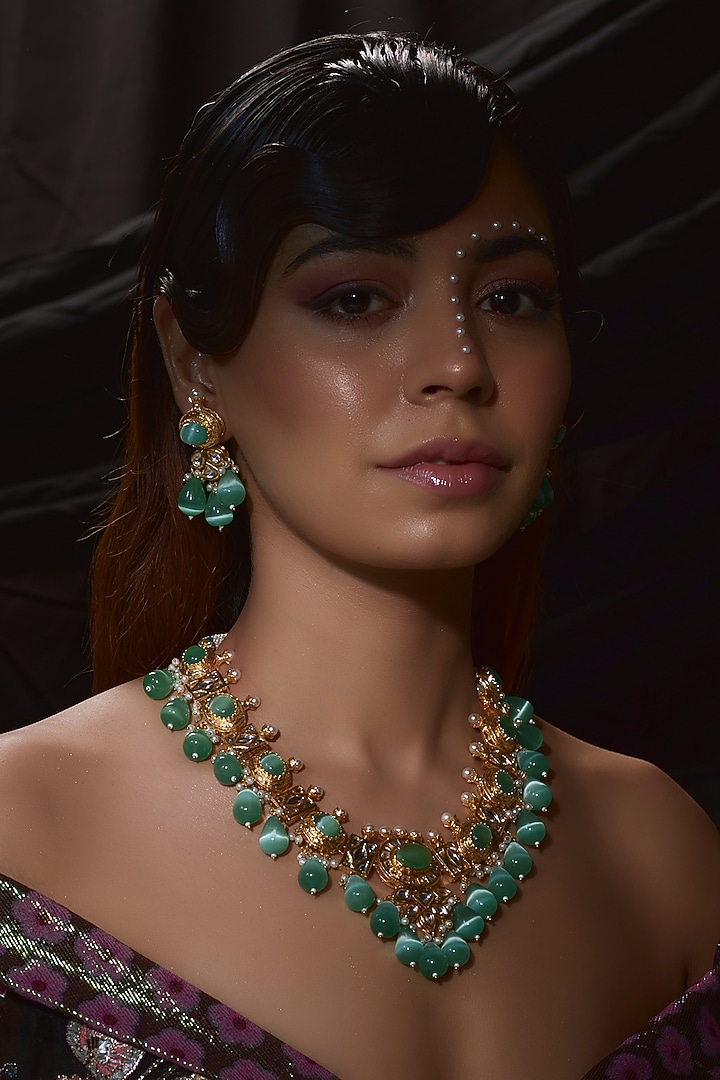 Gold Finish Kundan Polki & Green Beaded Necklace Set by VASTRAA Jewellery at Pernia's Pop Up Shop