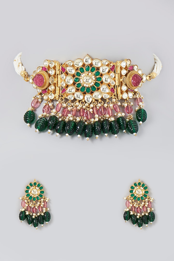 Gold Finish Kundan Polki & Pearl Beaded Choker Necklace Set by VASTRAA Jewellery at Pernia's Pop Up Shop