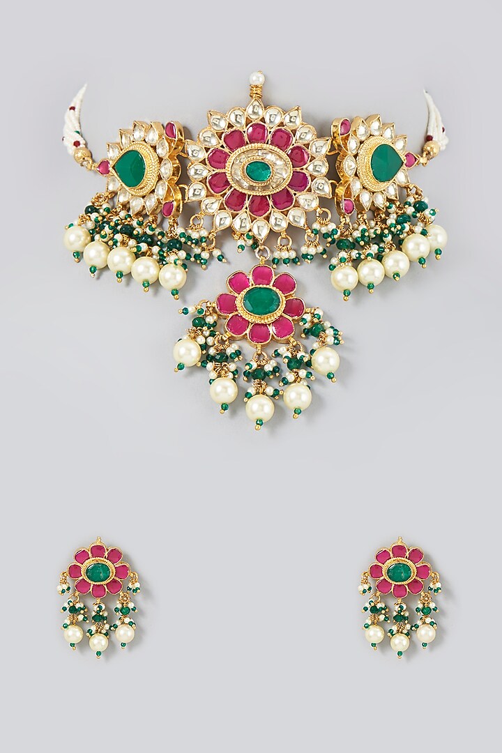 Gold Finish Pearl and Kundan Polki Choker Necklace Set by VASTRAA Jewellery at Pernia's Pop Up Shop