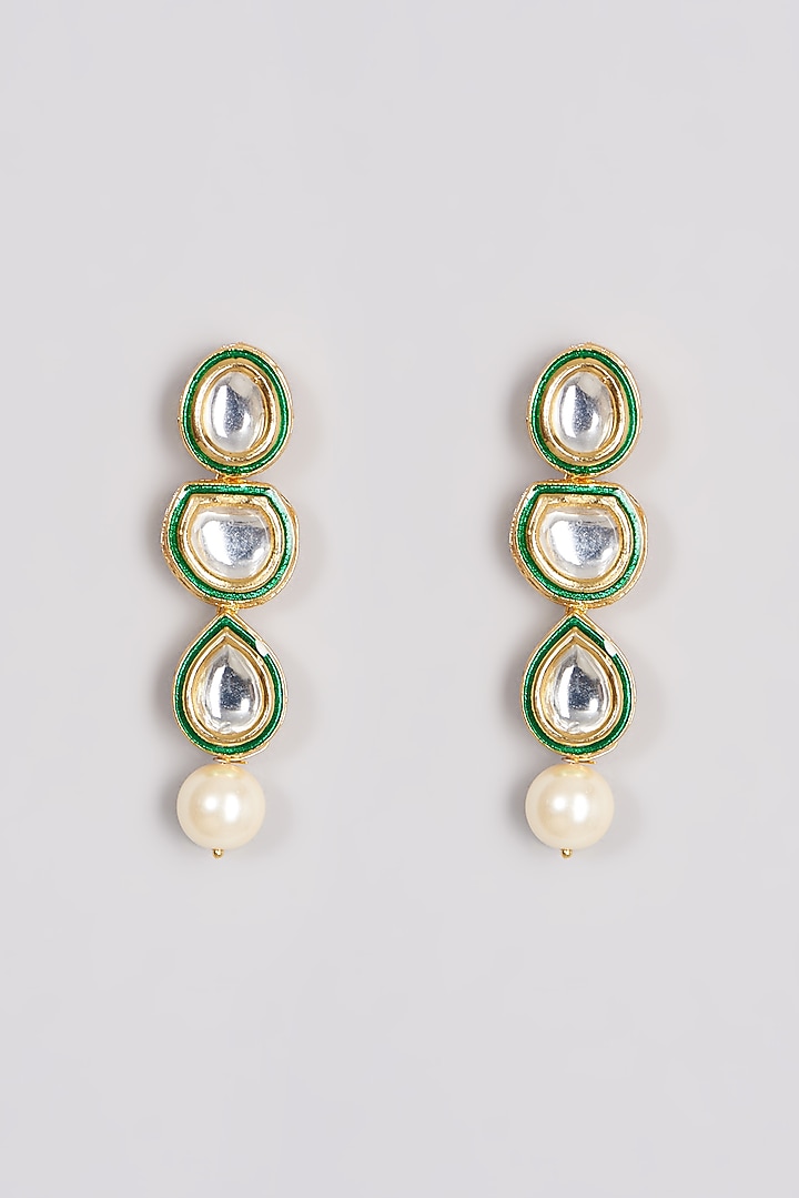 Gold Finish Pearl & Kundan Polki Necklace Set by VASTRAA Jewellery at Pernia's Pop Up Shop