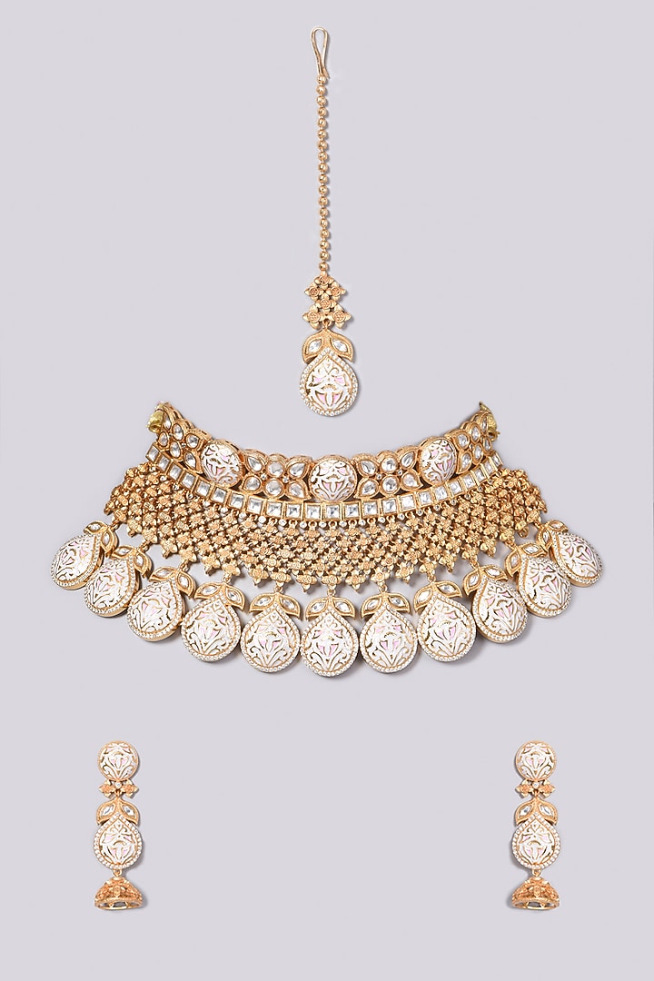 Gold Finish Kundan Polki & Floral Motifs Enameled Necklace Set by VASTRAA Jewellery at Pernia's Pop Up Shop