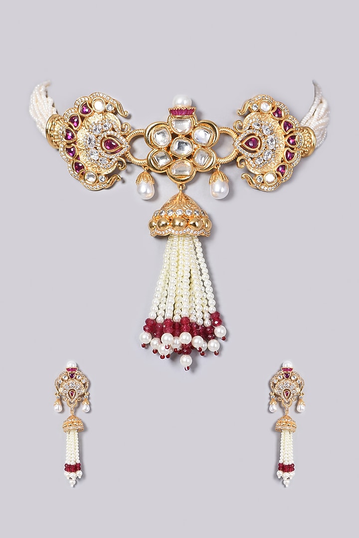 Gold Finish Kundan Polki & Pearl Beaded Necklace Set by VASTRAA Jewellery at Pernia's Pop Up Shop