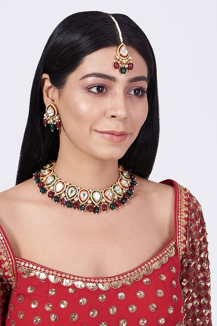 Gold Finish Green & Red Beaded Choker Necklace Set by VASTRAA Jewellery at Pernia's Pop Up Shop