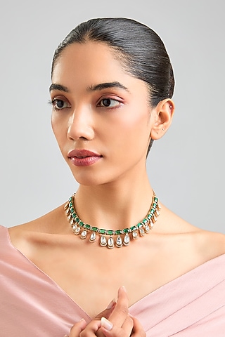 Green Beaded Choker Necklace by VASTRAA Jewellery