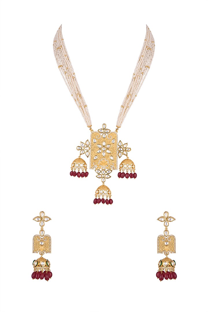 Gold Finish Kundan Polki & Faux Pearl Pendant Necklace Set by VASTRAA Jewellery at Pernia's Pop Up Shop
