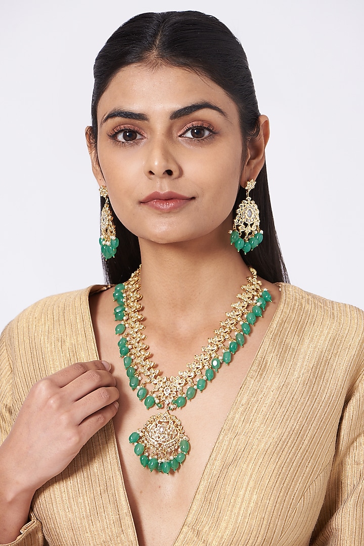 Gold Finish Kundan Polki & Green Drop Necklace Set by VASTRAA Jewellery