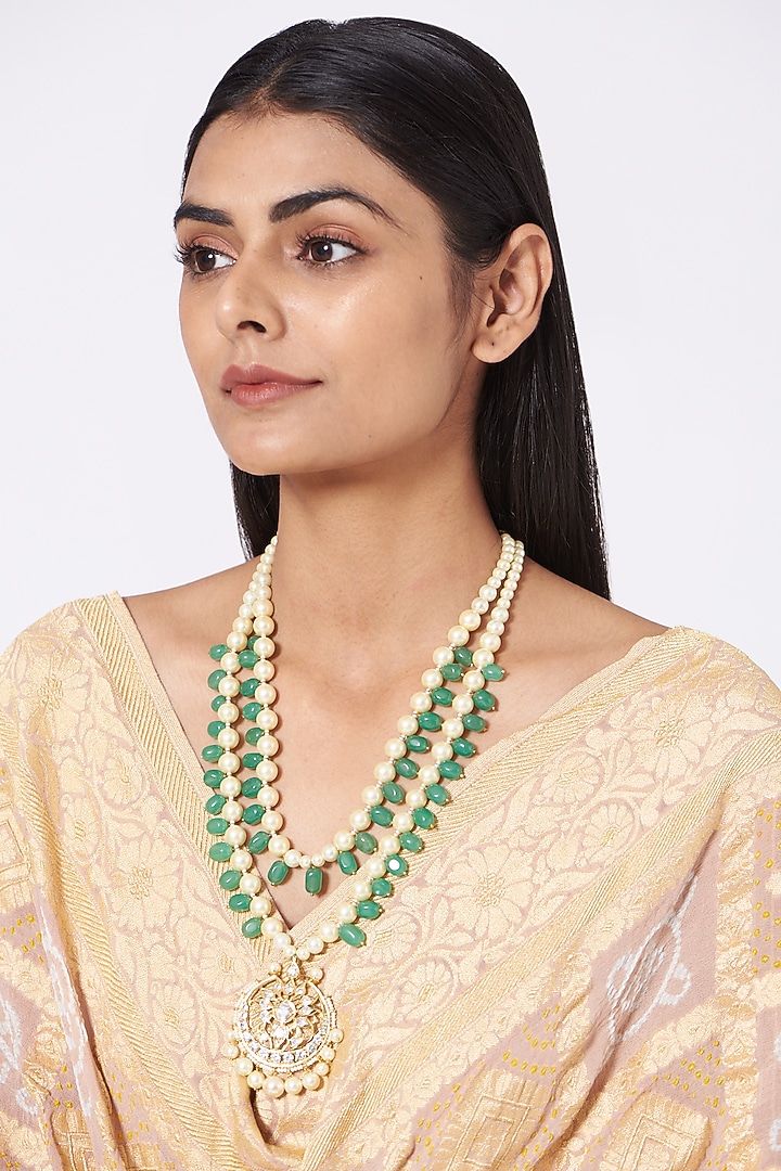 Gold Finish Kundan Polki & Pearl Necklace Set by VASTRAA Jewellery at Pernia's Pop Up Shop