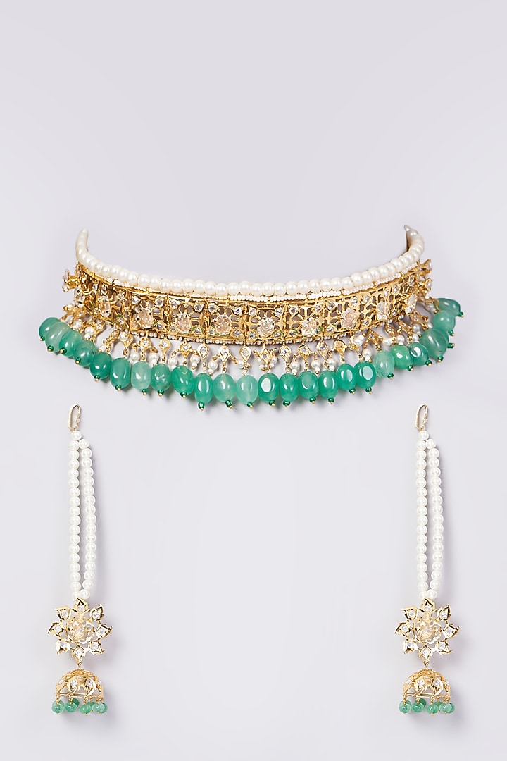 Gold Finish Kundan Polki & Green Drop Necklace Set by VASTRAA Jewellery at Pernia's Pop Up Shop