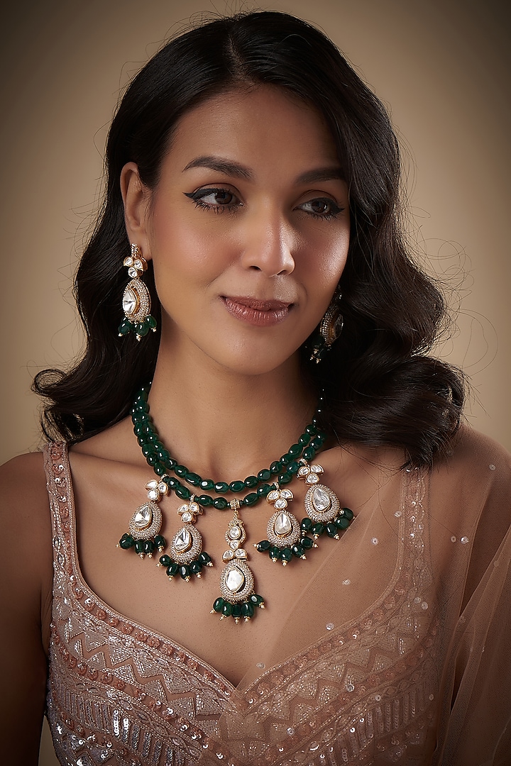 Gold Finish Kundan Polki & Green Stone Necklace Set by VASTRAA Jewellery