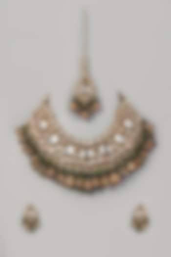 Gold Finish Kundan Polki & Green Pearl Necklace Set by VASTRAA Jewellery